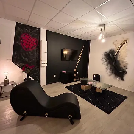 L'escapade Sensuelle - La D'epernay Apartamento